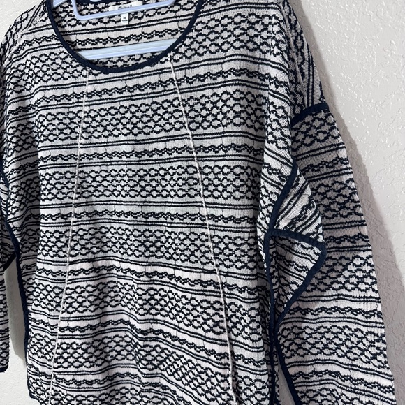 Madewell Pullover Sweater, Crochet Knit with Pocket - Picture 8 of 8